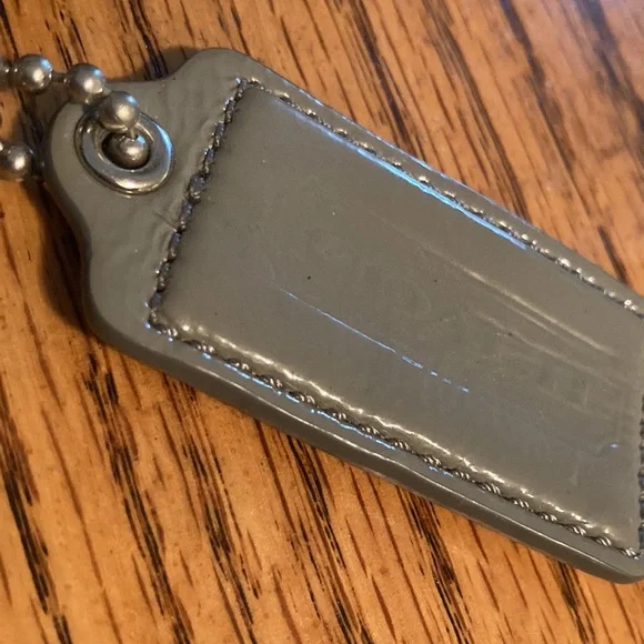 Coach - Vintage Silver/Gray Purse - Picture 4 of 9